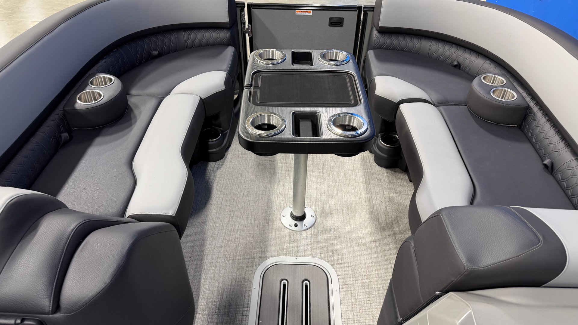 For Sale 2026 Avalon Catalina 2585 Entertainer Platinum Edition