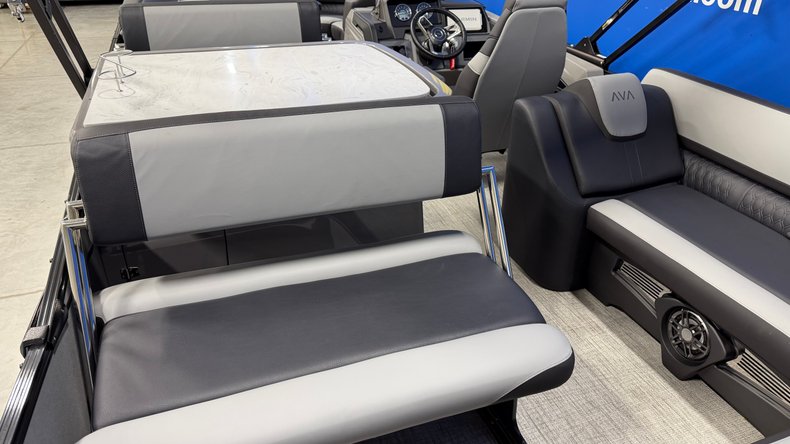 For Sale 2026 Avalon Catalina 2585 Entertainer Platinum Edition