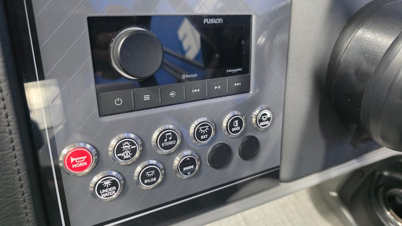 For Sale 2026 Avalon Catalina 2585 Entertainer Platinum Edition