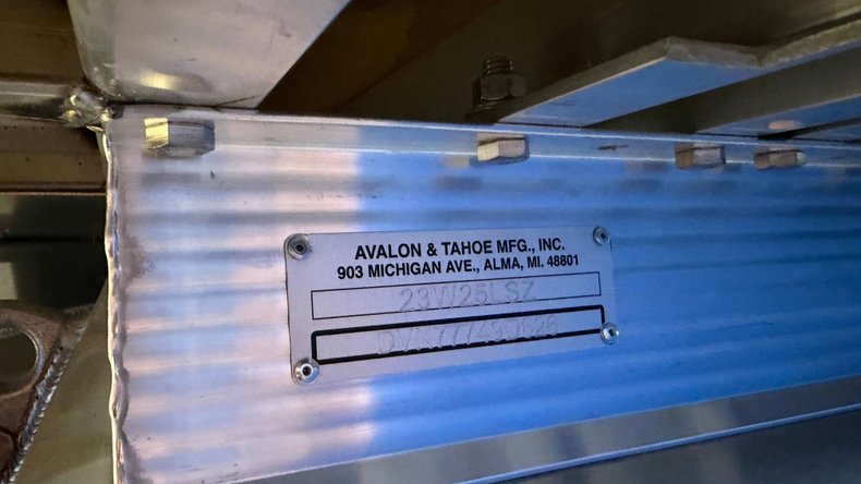 For Sale 2026 Avalon LSZ 2385 VRB Tri Toon