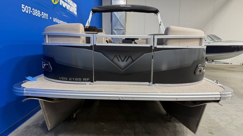 For Sale 2027 Avalon Venture 2185 Rear Fish