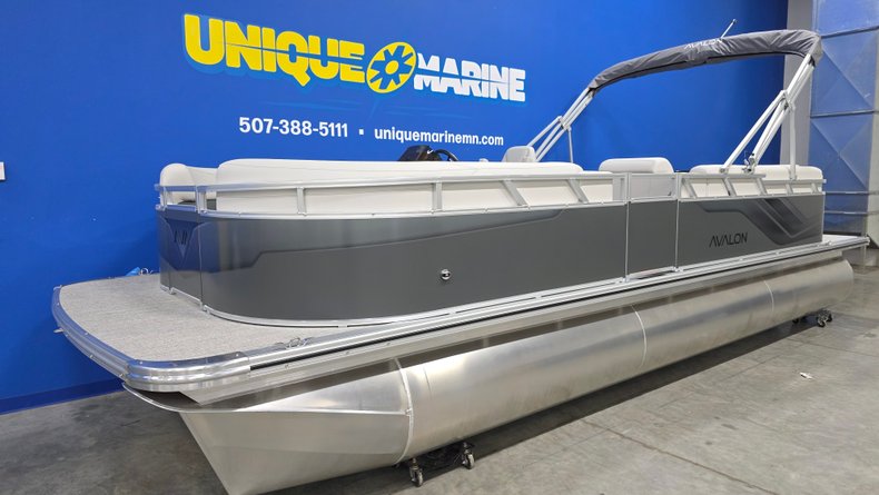 For Sale 2027 Avalon VLS QUAD LOUNGER