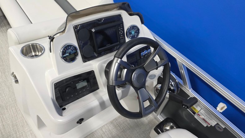 For Sale 2027 Avalon VLS QUAD LOUNGER
