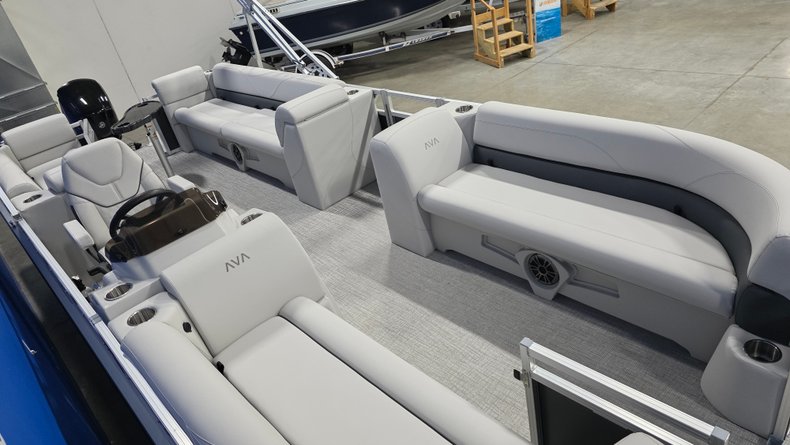 For Sale 2027 Avalon VLS QUAD LOUNGER