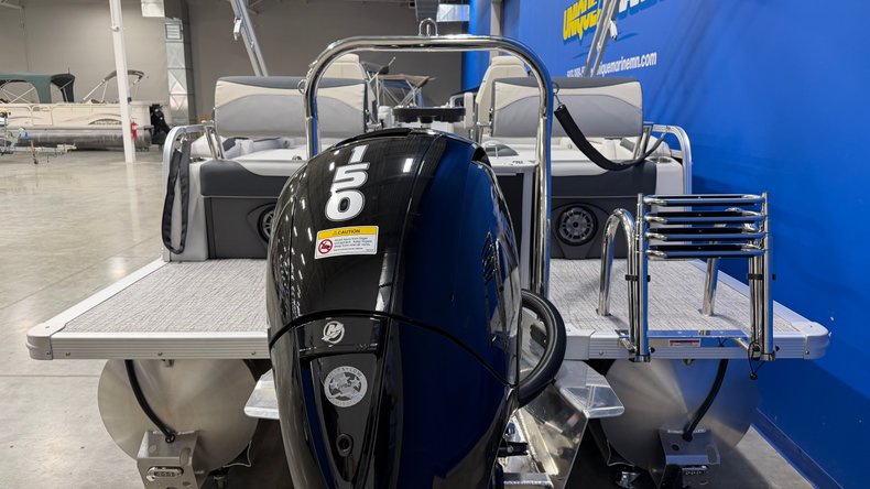 For Sale 2027 Avalon LSZ 2385 QUad Lounger Shift
