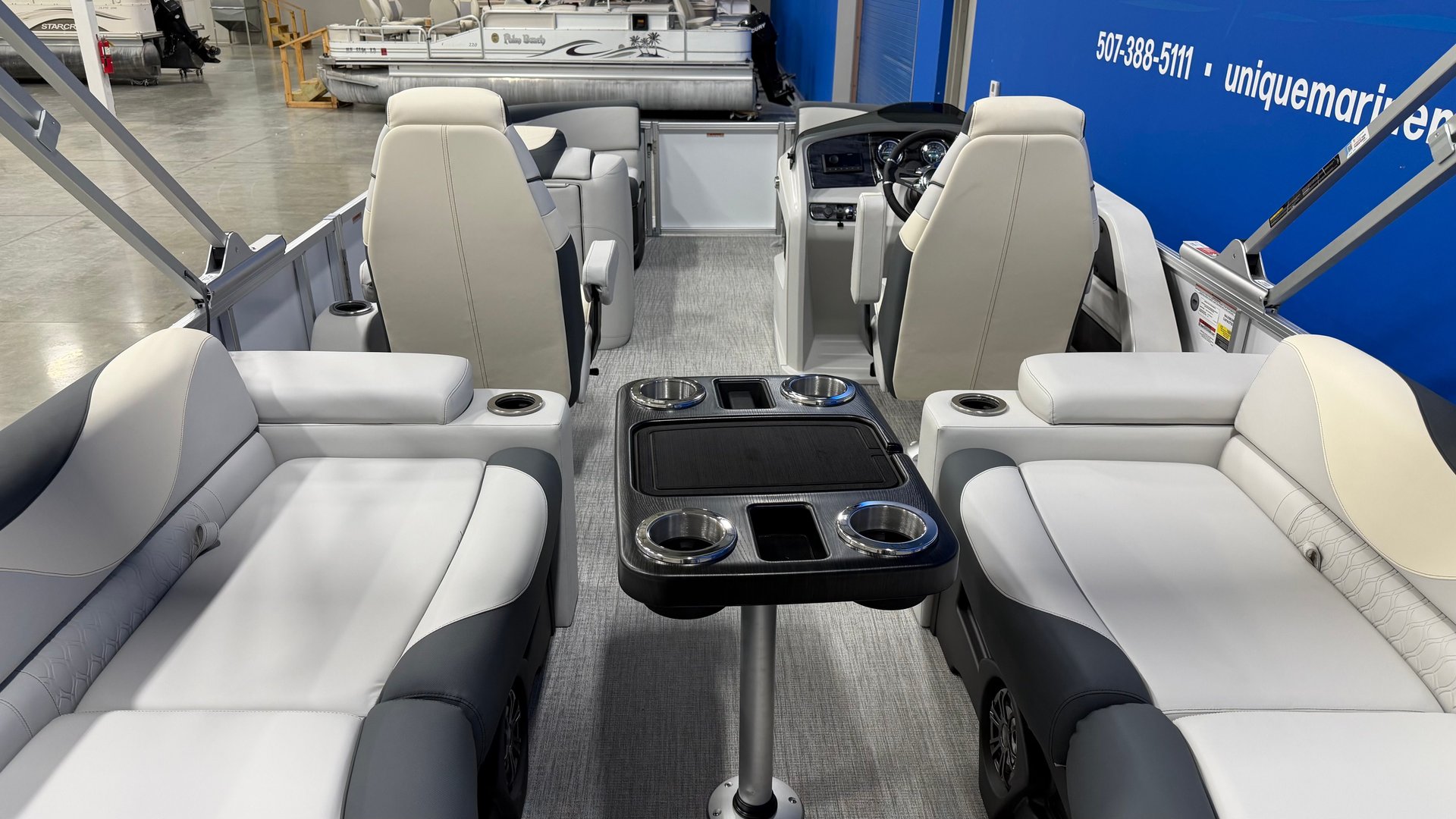 For Sale 2027 Avalon LSZ 2385 QUad Lounger Shift