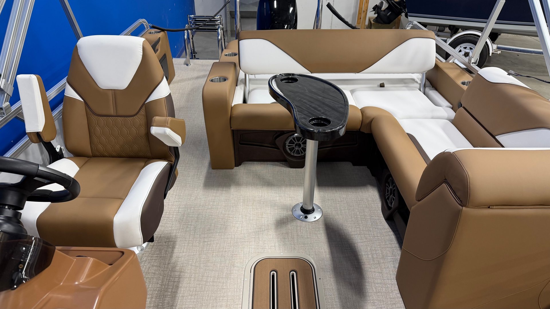 For Sale 2027 Avalon Venture 2185 VRB