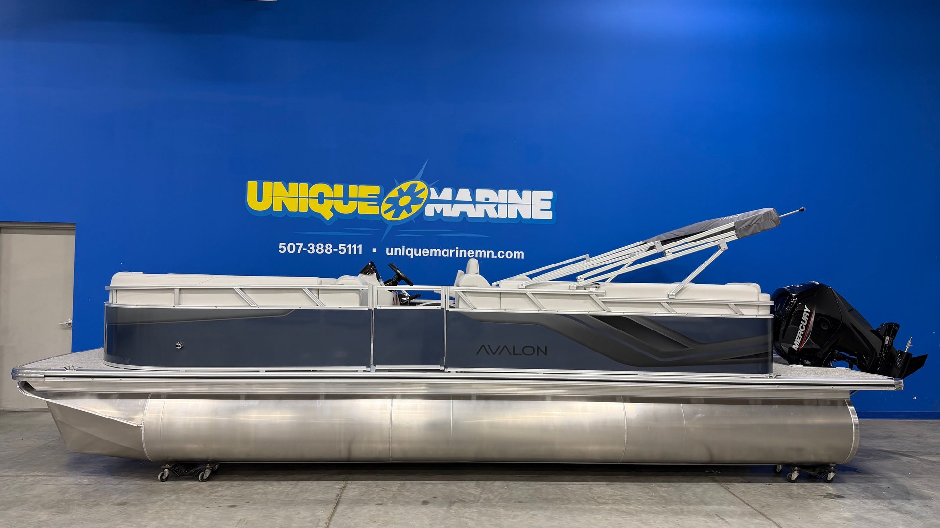 For Sale 2027 Avalon VLS 2380 Quad Lounger