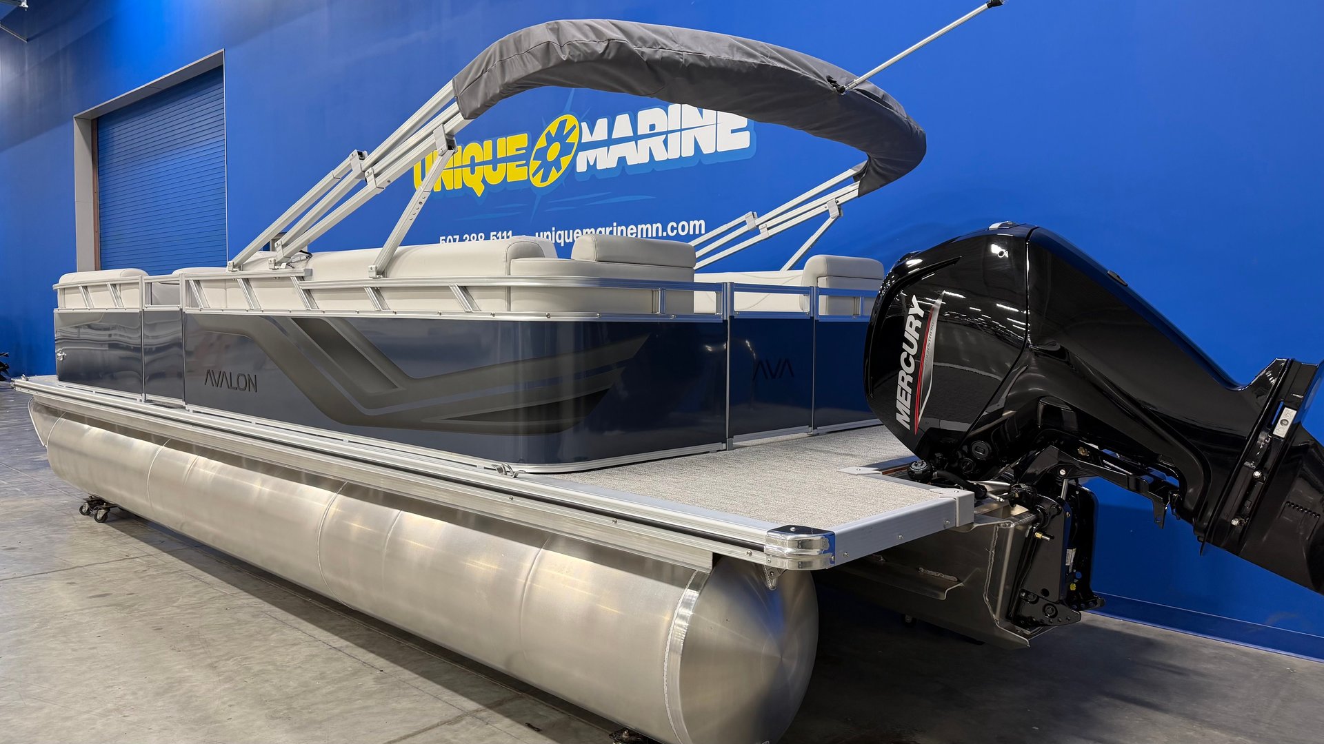 For Sale 2027 Avalon VLS 2380 Quad Lounger