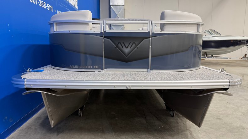For Sale 2027 Avalon VLS 2380 Quad Lounger