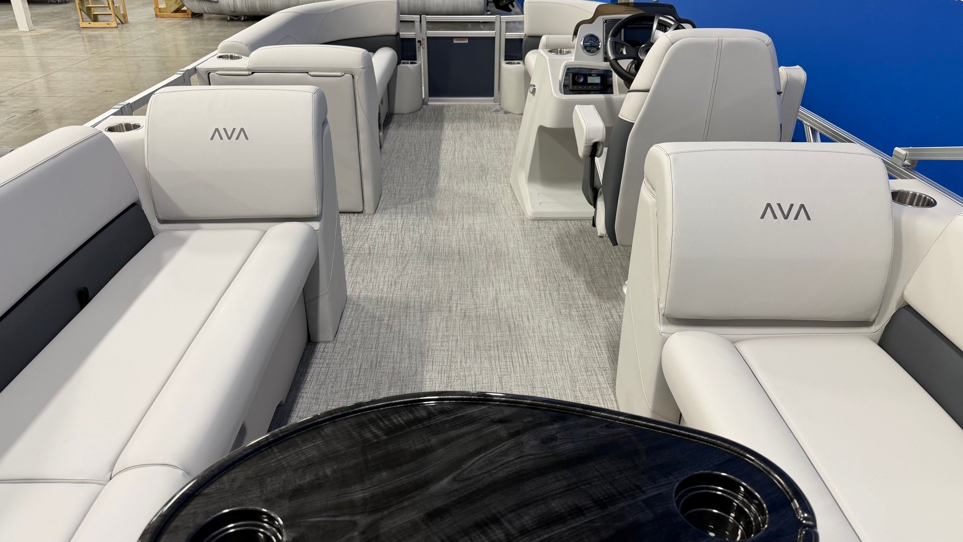 For Sale 2027 Avalon VLS 2380 Quad Lounger