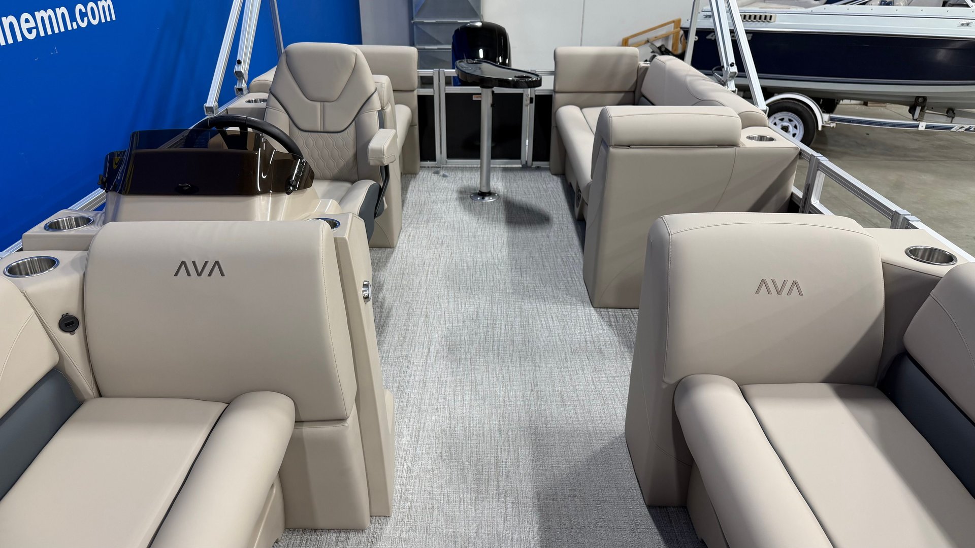 For Sale 2027 Avalon VLS 1980 Quad Lounger