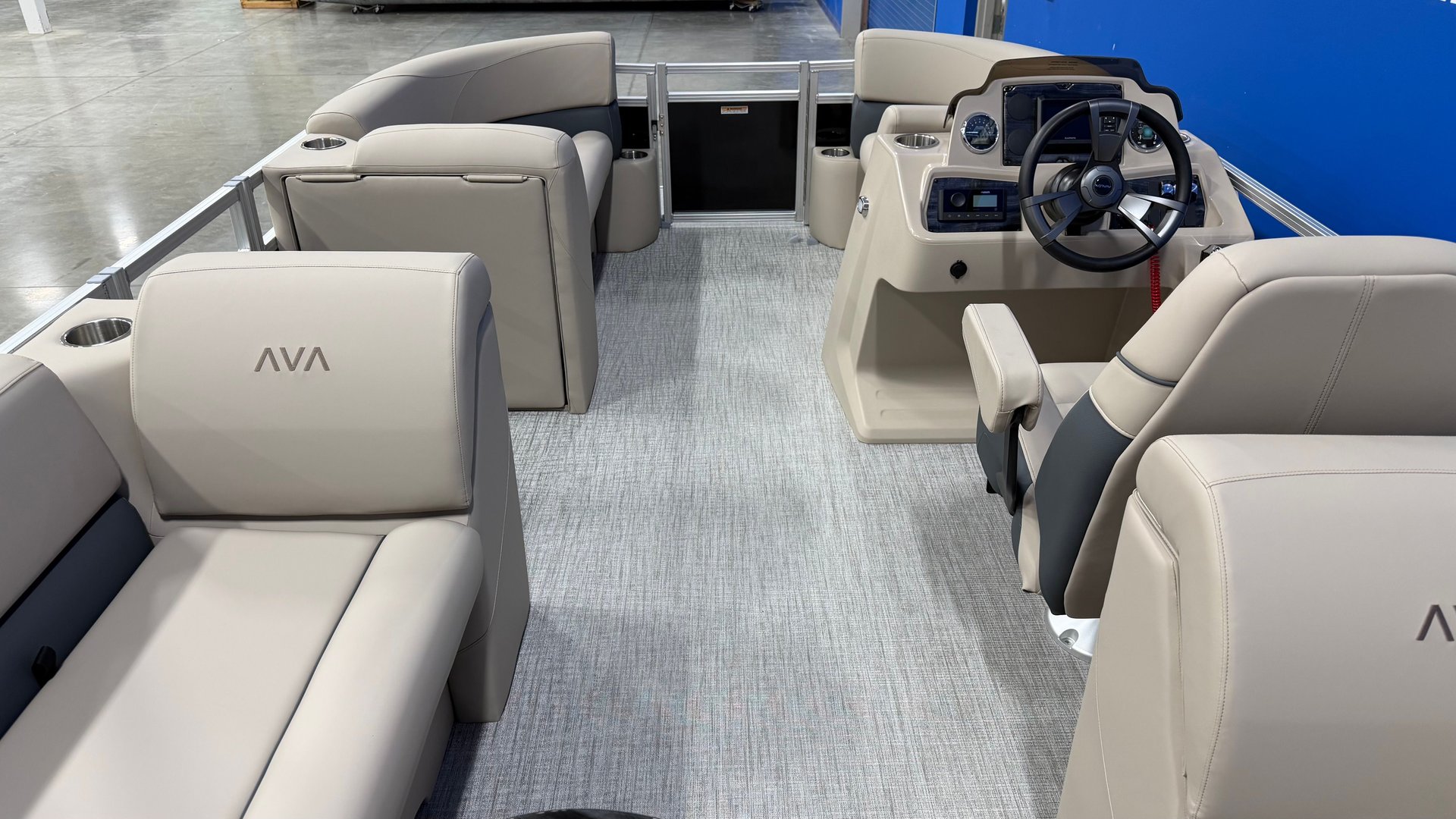 For Sale 2027 Avalon VLS 1980 Quad Lounger
