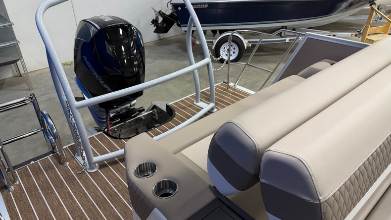 For Sale 2027 Premier Solaris 230 RL-CL