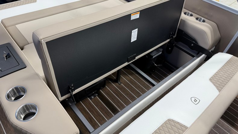 For Sale 2027 Premier Solaris 230 RL-CL