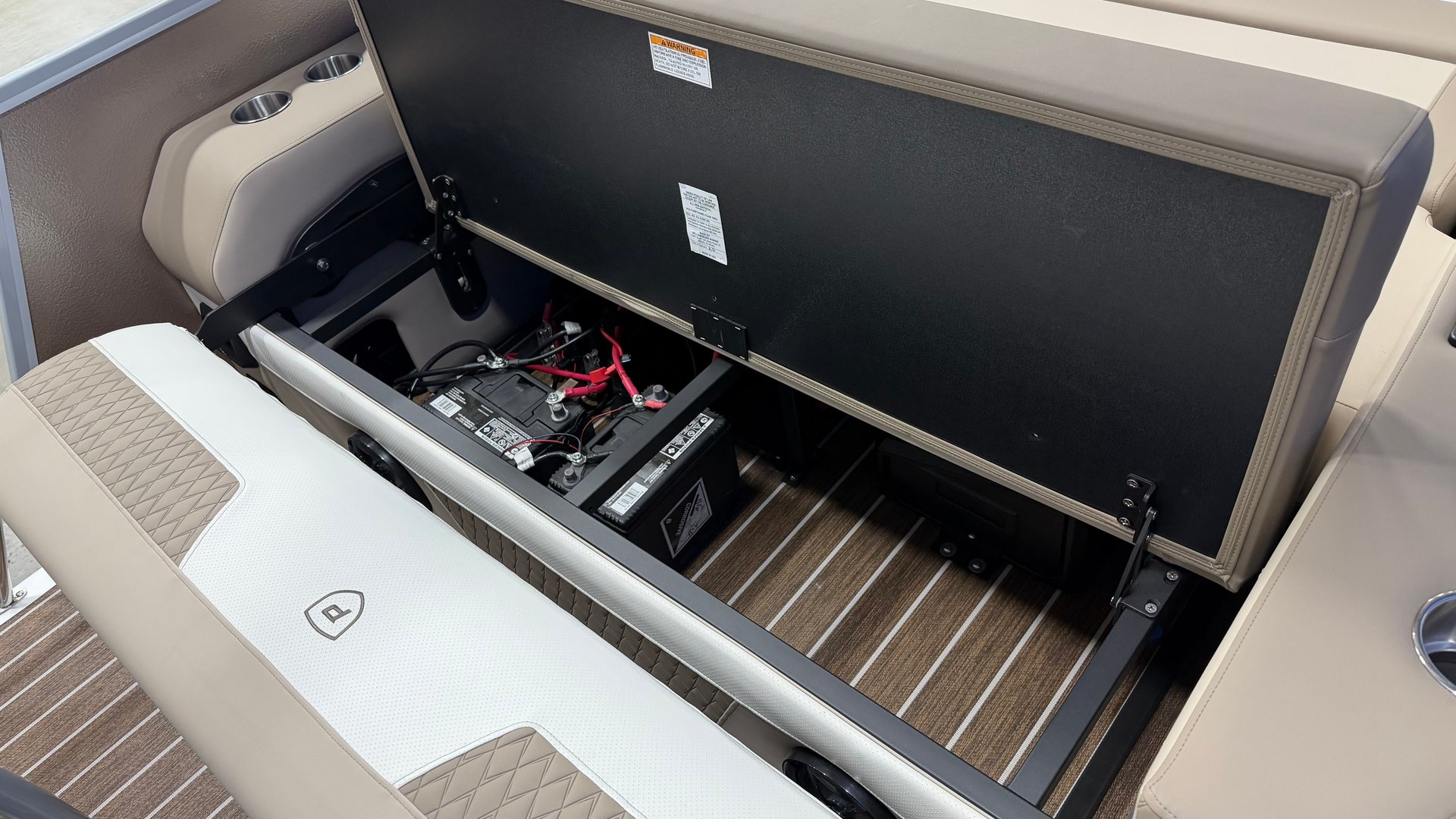 For Sale 2027 Premier Solaris 230 RL-CL