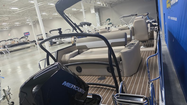 For Sale 2027 Premier Sunsation 230 RL-CL