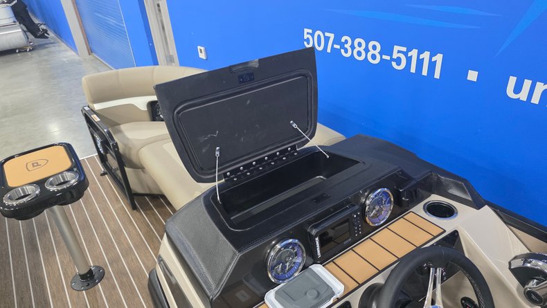 For Sale 2027 Premier Sunsation 230 RL-CL
