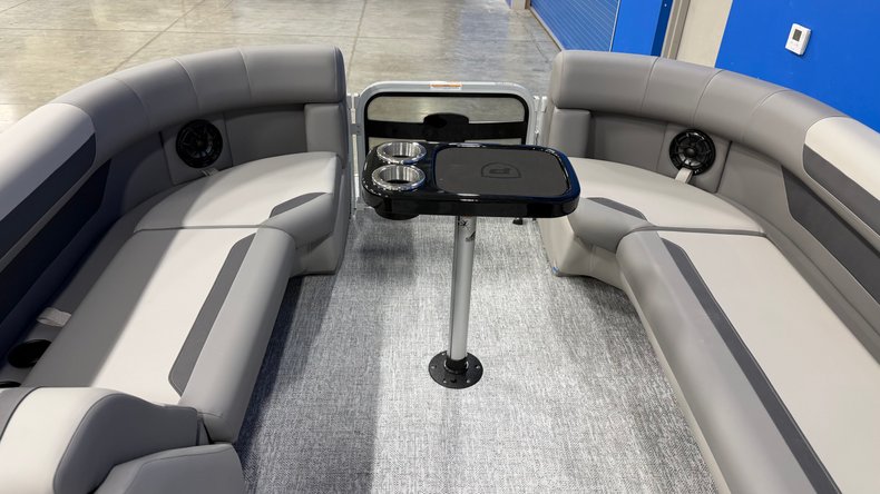 2027 Premier Sunscape 220 RL-CL 15