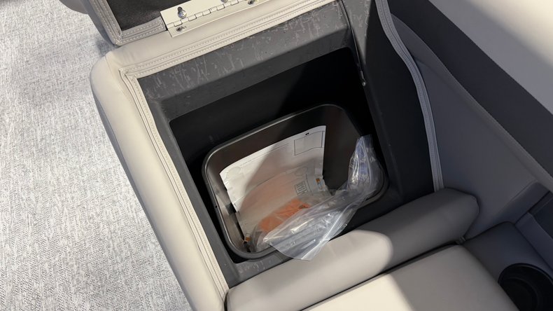 2027 Premier Sunscape 220 RL-CL 18