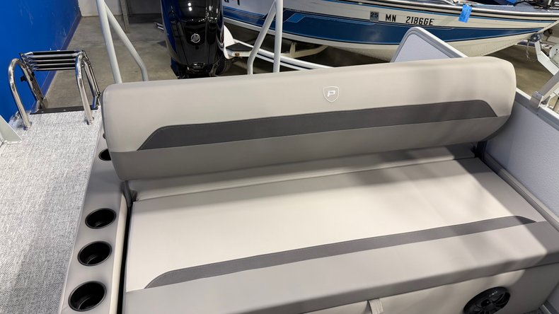 2027 Premier Sunscape 220 RL-CL 8