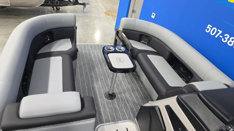 For Sale 2027 Premier Sunsation 230 RL-CL