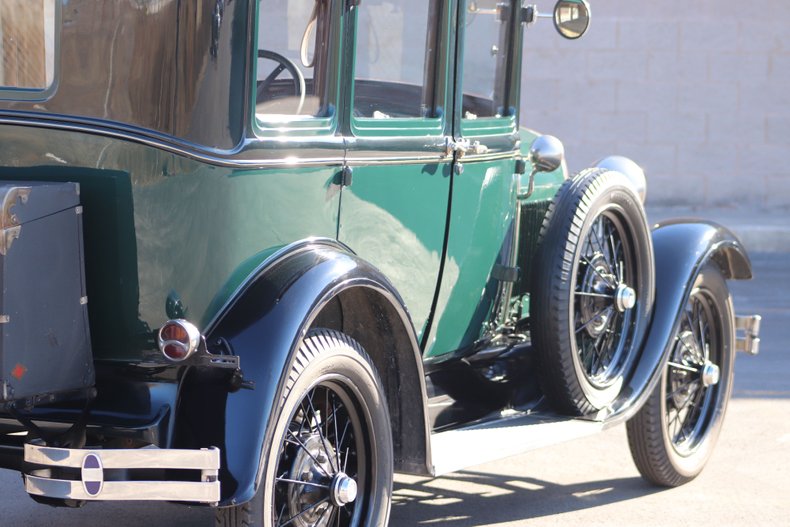 1929 ford model a town sedan
