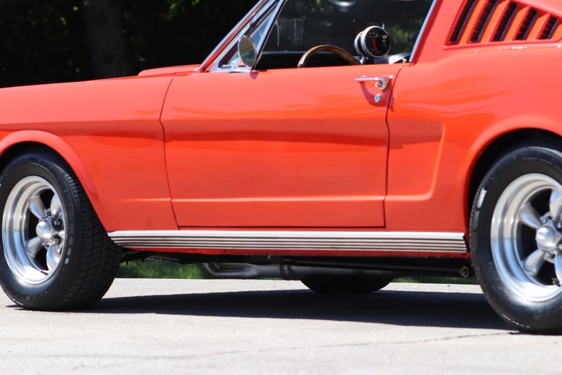 1965 ford mustang 2 2 fastback