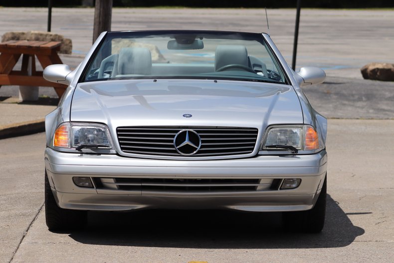 2001 Mercedes-Benz SL500 | Midwest Car Exchange