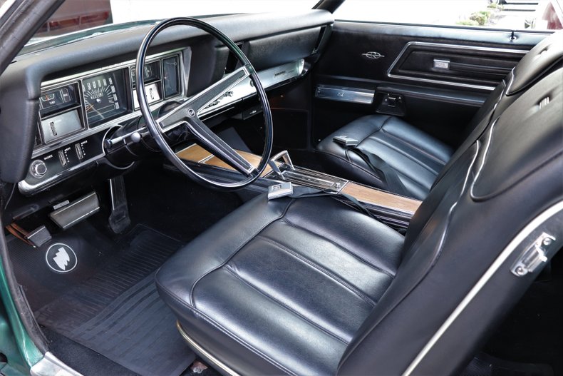 1968 Buick Riviera | Midwest Car Exchange