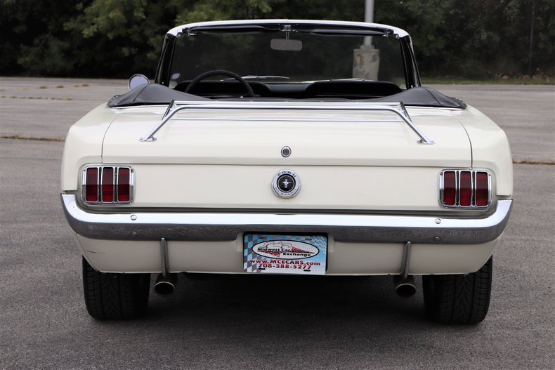 1965 ford mustang