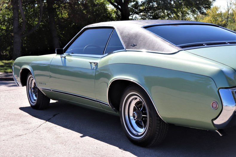 1968 Buick Riviera | Midwest Car Exchange