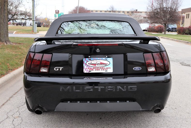 2002 Ford Mustang | Midwest Car Exchange