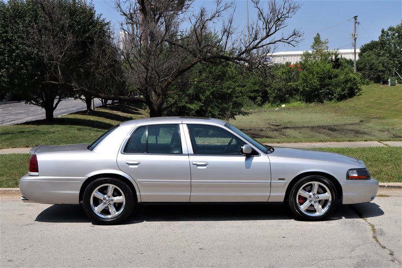 2004 mercury marauder