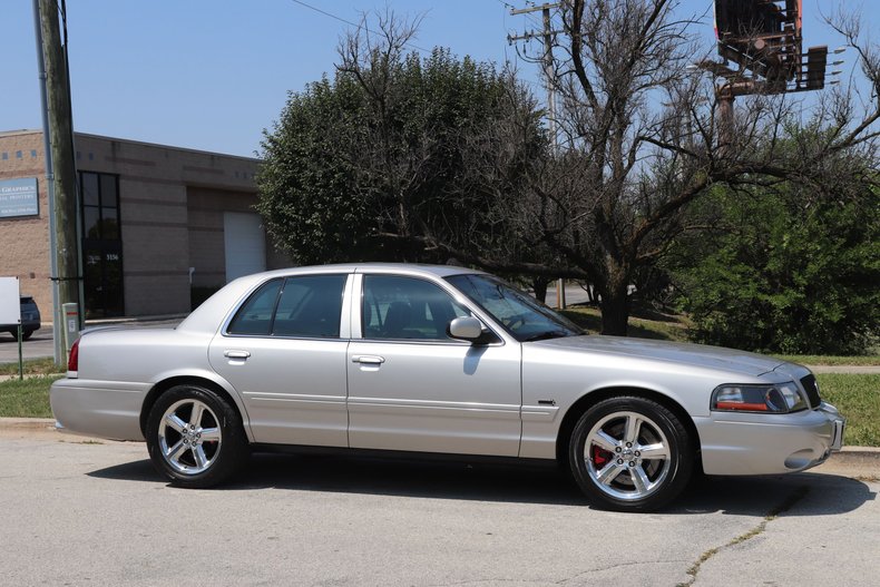 2004 mercury marauder