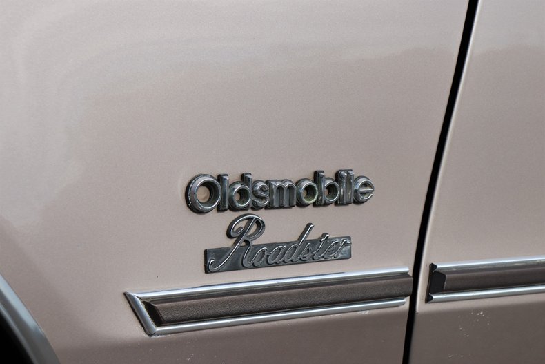 1984 oldsmobile toronado brougham