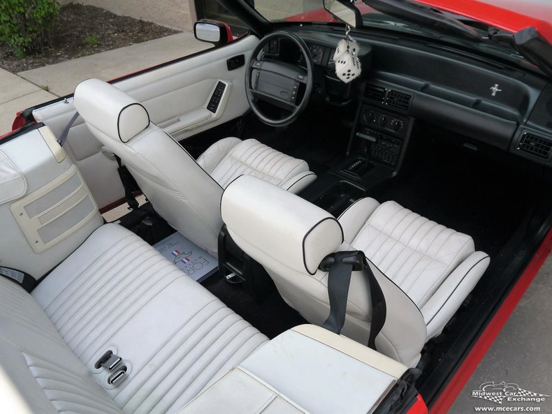 1992 ford mustang lx convertible