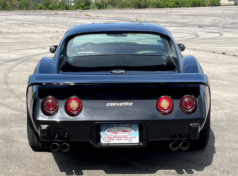 1977 chevrolet corvette