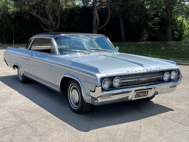 1964 oldsmobile dynamic 88 holiday