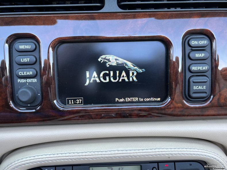 2001 jaguar xkr