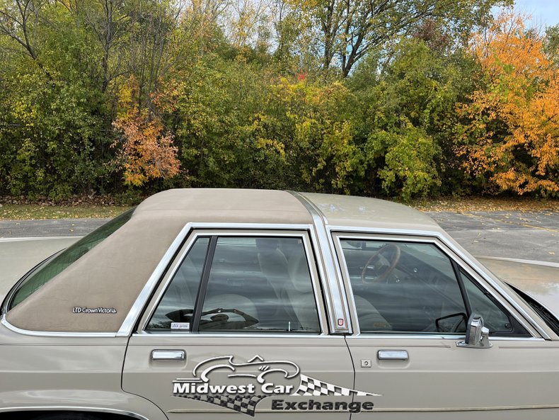 1988 ford crown victoria lx