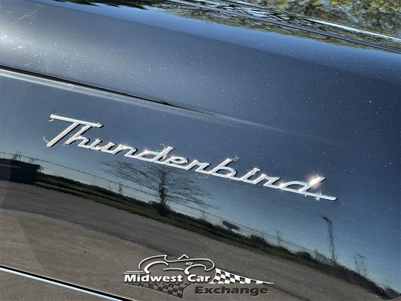 2005 ford thunderbird