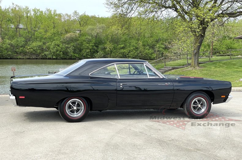 1969 plymouth road runner