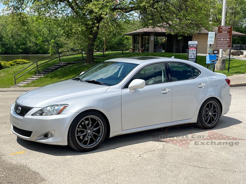 2008 Lexus IS250 | Midwest Car Exchange