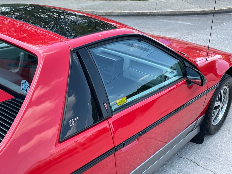 1985 pontiac fiero gt