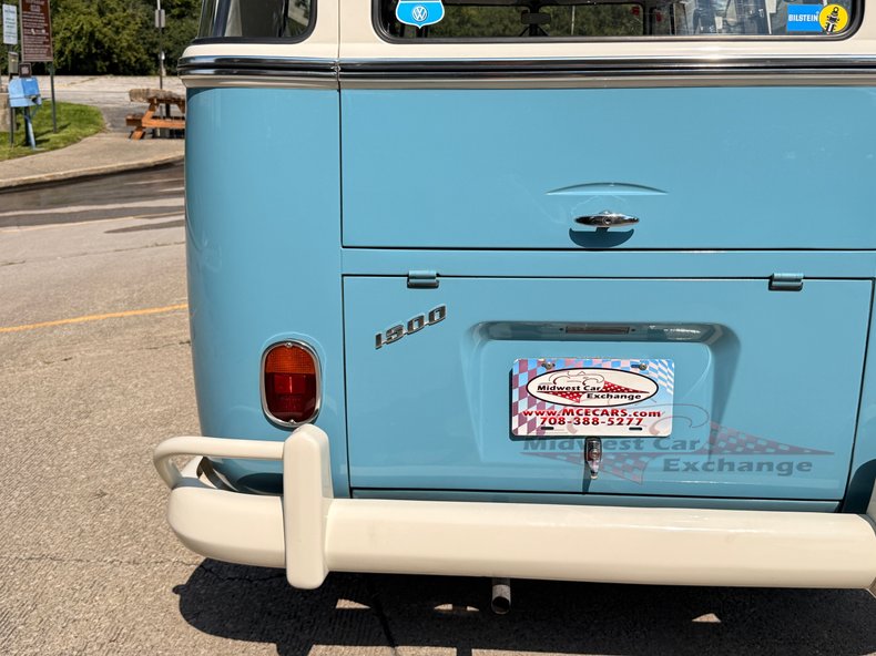1973 volkswagen type 2 6 door bus