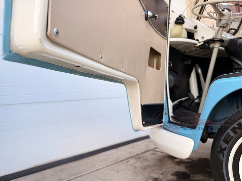 1973 volkswagen type 2 6 door bus