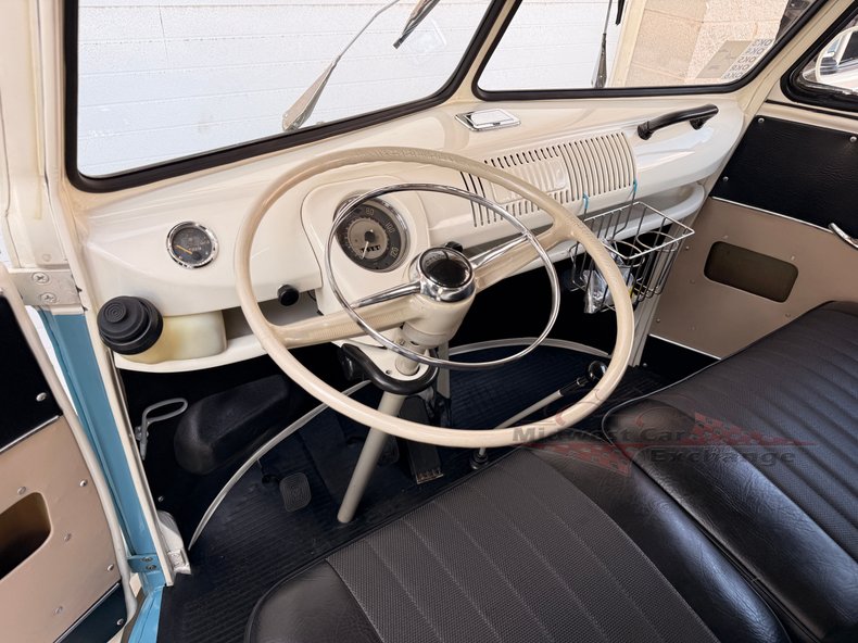 1973 volkswagen type 2 6 door bus