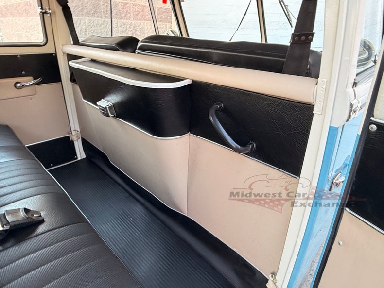 1973 volkswagen type 2 6 door bus