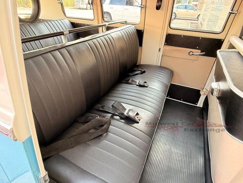 1973 volkswagen type 2 6 door bus